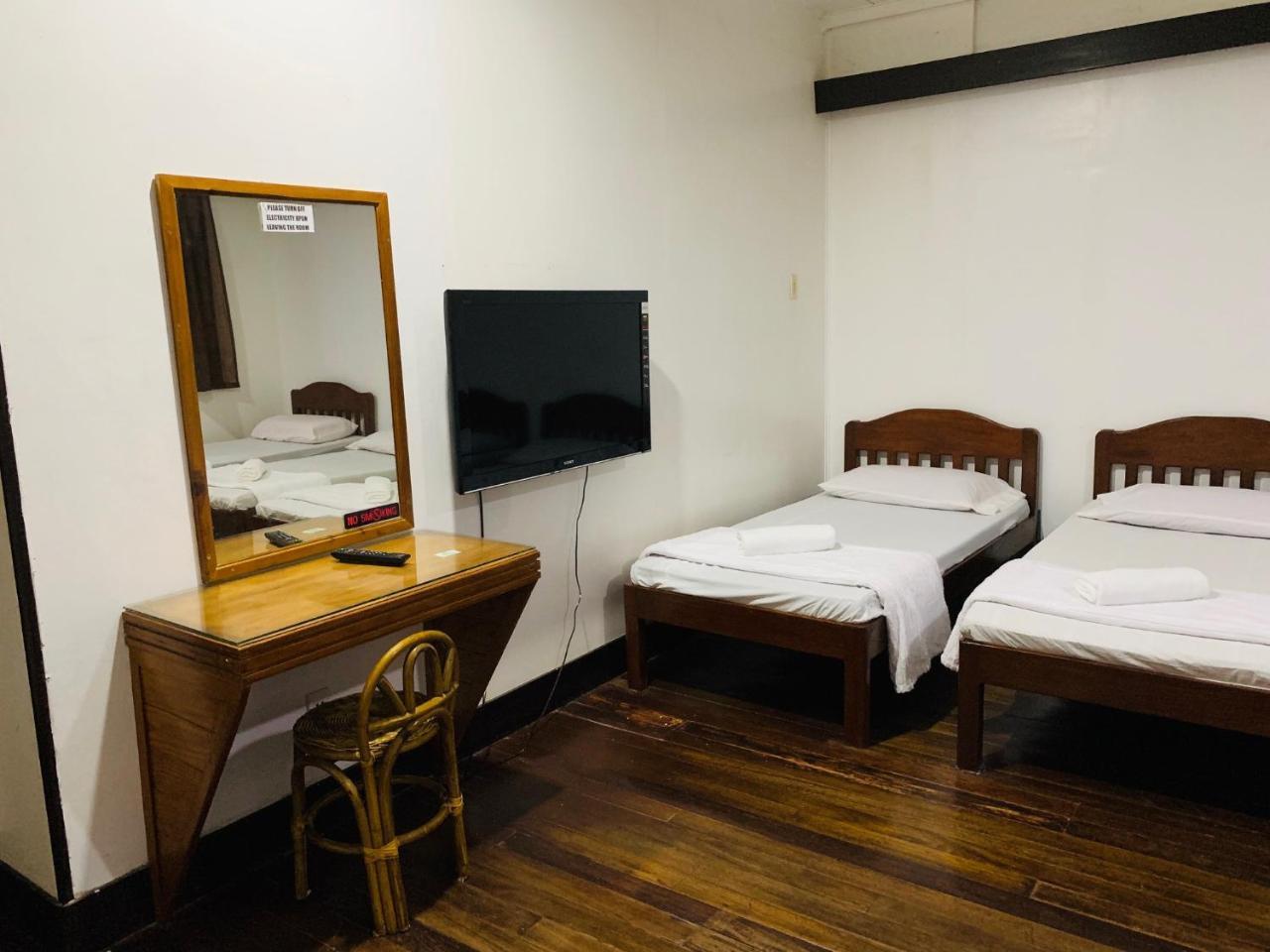Matutina Pensionne Puerto Princesa Екстер'єр фото