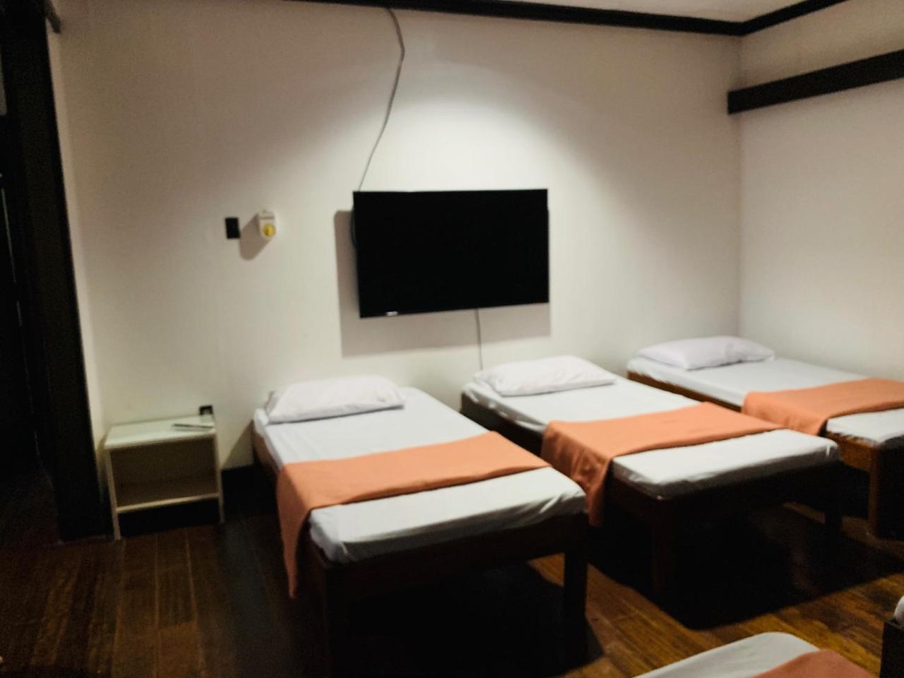 Matutina Pensionne Puerto Princesa Екстер'єр фото