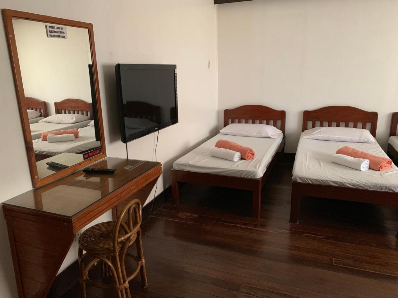 Matutina Pensionne Puerto Princesa Екстер'єр фото